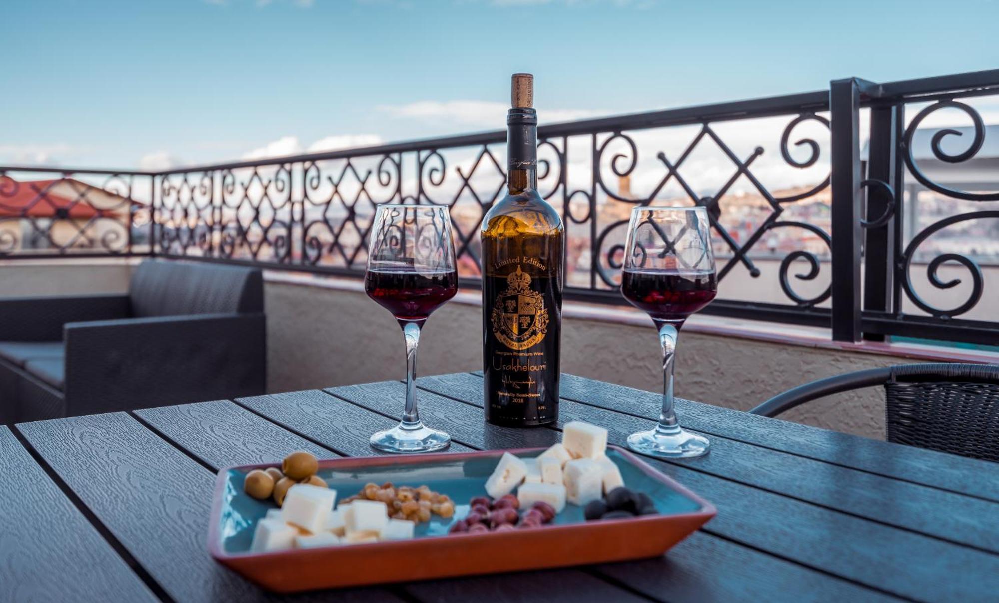 Matiane Boutique Hotel Tbilisi Buitenkant foto